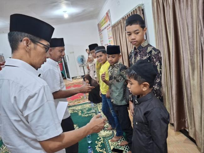 Polsek Kampar Kiri Buka Puasa Bersama dan Santunan Anak Yatim, Gebrak Solidaritas, Kasih Sayang di B
