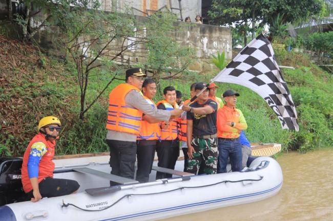 Kapolres Kampar Hadir Saksikan Pembukaan Lomba Pacu Sampan Dragon Boat