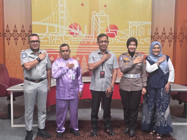 Kasat Lantas Polres Kampar Terlibat Dialog Pajak Daerah di Riau TV Pentingnya Kesadaran Bayar Pajak